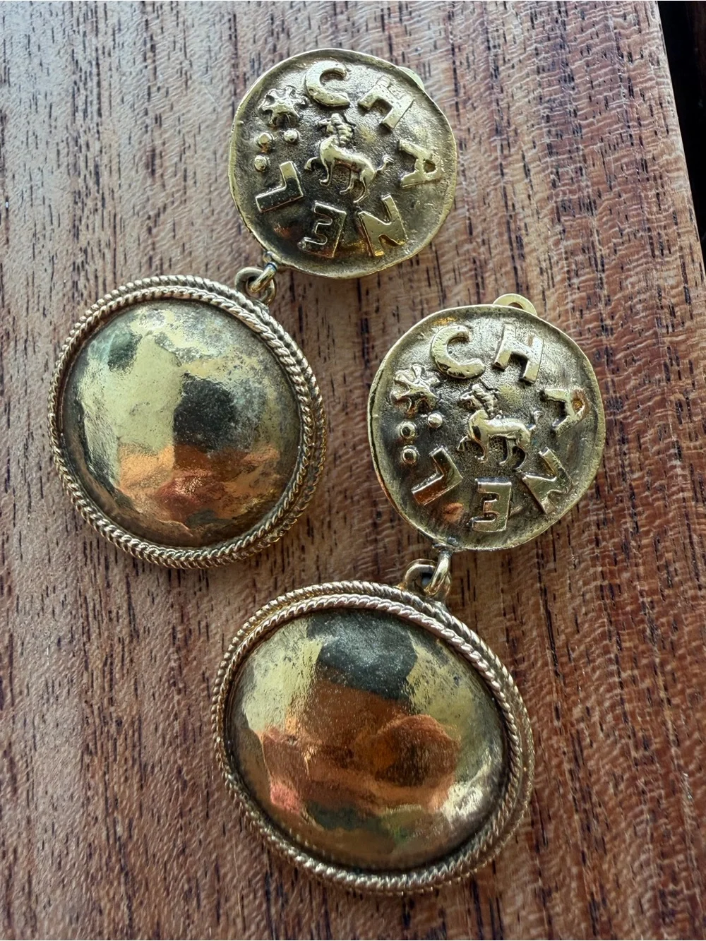 CHANEL | Vintage Gold-plated Double Drop Logo and Lion Clip-On Earrings 2” - Picture 2 of 9